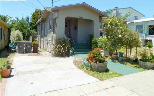 5447 Roberts Oakland